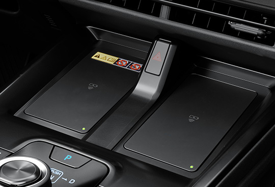 <sg-lang1>Wireless Charger</sg-lang1><sg-lang2></sg-lang2><sg-lang3></sg-lang3>